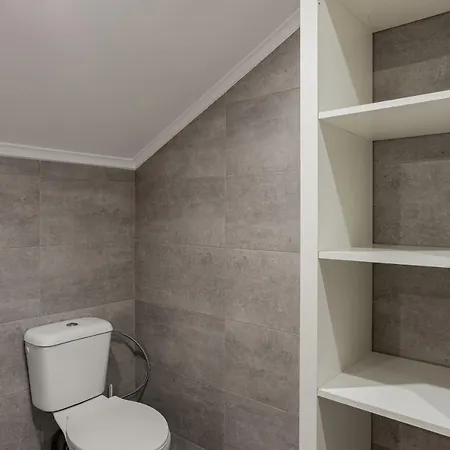 Cozy 3bed In Almada