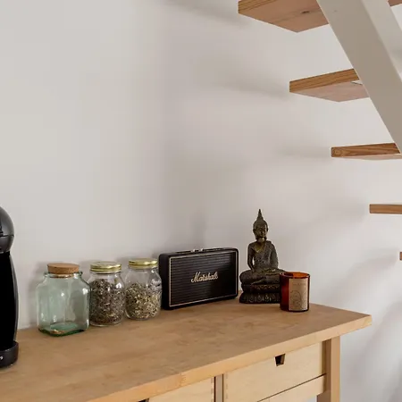 Cozy 3bed In Lägenhet Almada