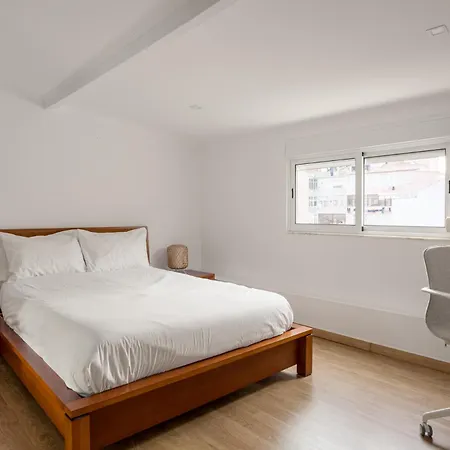 Lägenhet Cozy 3bed In *