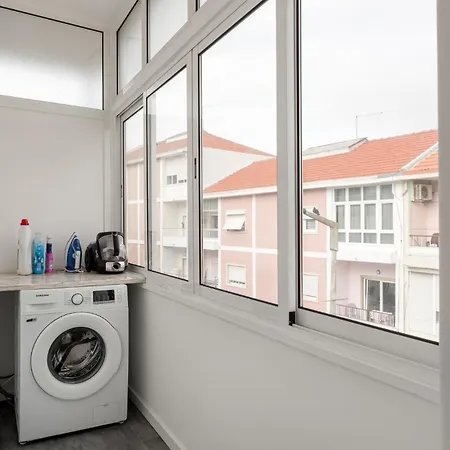 Cozy 3bed In Lägenhet