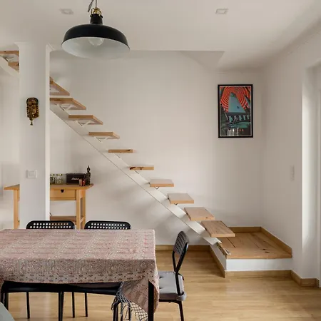 Cozy 3bed In Lägenhet